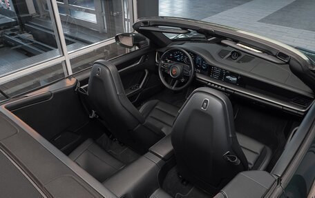 Porsche 911, 2022 год, 16 000 000 рублей, 25 фотография