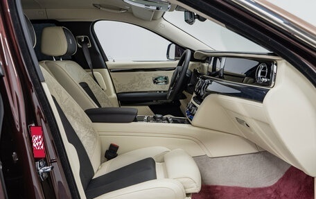 Rolls-Royce Ghost Series II рестайлинг, 2025 год, 53 990 000 рублей, 14 фотография