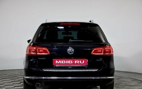 Volkswagen Passat B7, 2011 год, 799 000 рублей, 6 фотография
