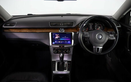 Volkswagen Passat B7, 2011 год, 799 000 рублей, 9 фотография