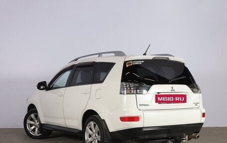 Mitsubishi Outlander III рестайлинг 3, 2010 год, 1 409 000 рублей, 7 фотография