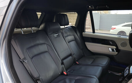 Land Rover Range Rover IV рестайлинг, 2020 год, 5 499 000 рублей, 12 фотография