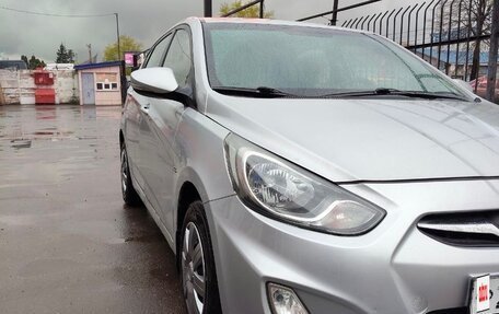 Hyundai Solaris II рестайлинг, 2011 год, 672 000 рублей, 6 фотография