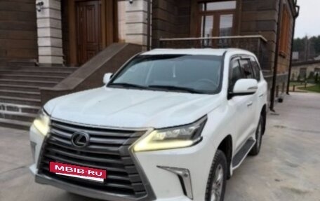 Lexus LX III, 2017 год, 7 500 000 рублей, 4 фотография