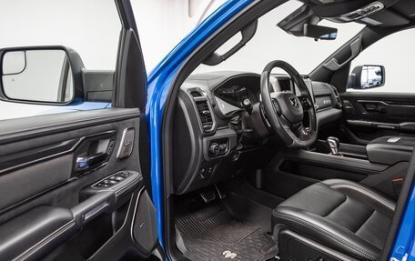 Rambler 1500, 2022 год, 9 500 000 рублей, 12 фотография