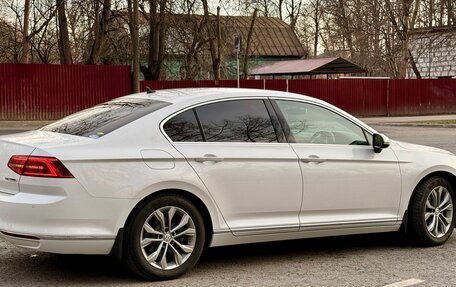 Volkswagen Passat B8 рестайлинг, 2015 год, 1 750 000 рублей, 3 фотография