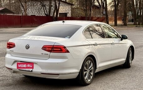 Volkswagen Passat B8 рестайлинг, 2015 год, 1 750 000 рублей, 4 фотография