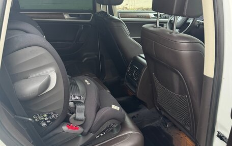 Volkswagen Touareg III, 2017 год, 2 950 000 рублей, 10 фотография