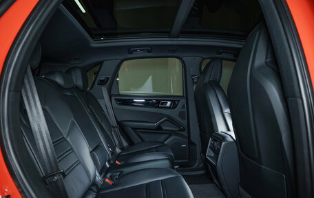 Porsche Cayenne III, 2021 год, 9 990 000 рублей, 29 фотография