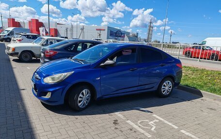 Hyundai Solaris II рестайлинг, 2012 год, 570 000 рублей, 1 фотография