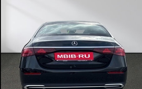 Mercedes-Benz E-Класс, 2025 год, 7 107 194 рублей, 4 фотография