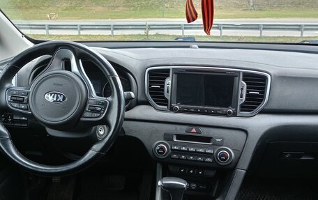 KIA Sportage IV рестайлинг, 2018 год, 1 750 000 рублей, 8 фотография