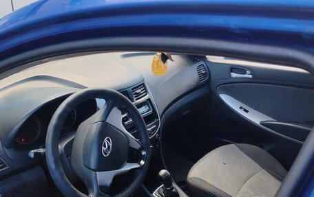 Hyundai Solaris II рестайлинг, 2012 год, 570 000 рублей, 4 фотография