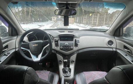 Chevrolet Cruze II, 2009 год, 490 000 рублей, 7 фотография