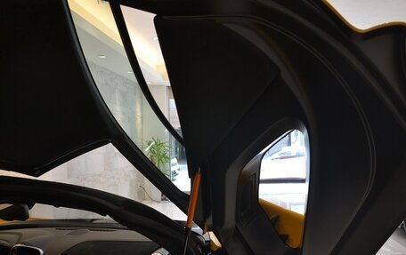 McLaren Senna, 2018 год, 98 000 000 рублей, 17 фотография