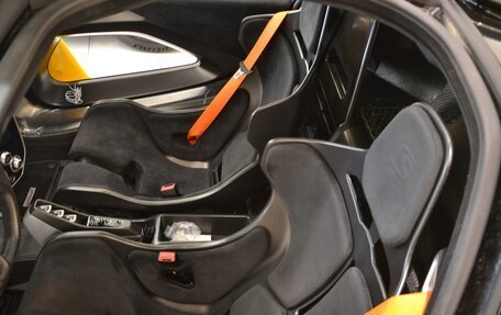 McLaren Senna, 2018 год, 98 000 000 рублей, 22 фотография