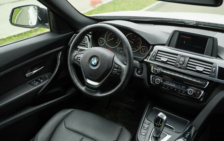 BMW 3 серия, 2017 год, 2 699 000 рублей, 11 фотография