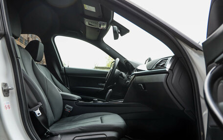 BMW 3 серия, 2017 год, 2 699 000 рублей, 26 фотография