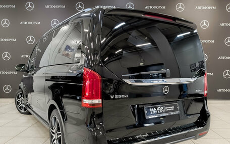 Mercedes-Benz Vito, 2019 год, 5 000 000 рублей, 7 фотография