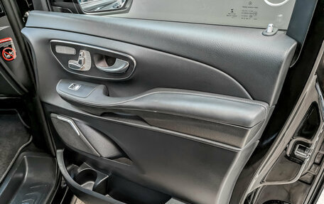 Mercedes-Benz Vito, 2019 год, 5 000 000 рублей, 23 фотография