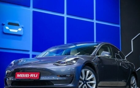 Tesla Model 3 I, 2020 год, 3 000 000 рублей, 1 фотография