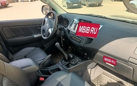 Toyota Hilux VII, 2015 год, 4 700 000 рублей, 8 фотография