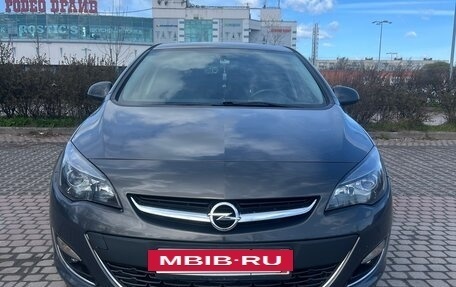 Opel Astra J, 2014 год, 850 000 рублей, 2 фотография