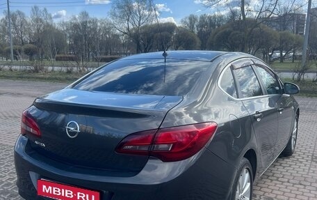 Opel Astra J, 2014 год, 850 000 рублей, 6 фотография