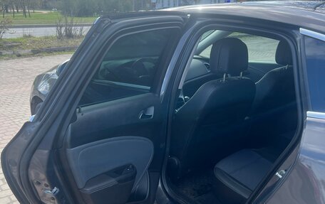 Opel Astra J, 2014 год, 850 000 рублей, 17 фотография