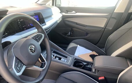 Volkswagen Golf VIII, 2022 год, 2 100 000 рублей, 11 фотография