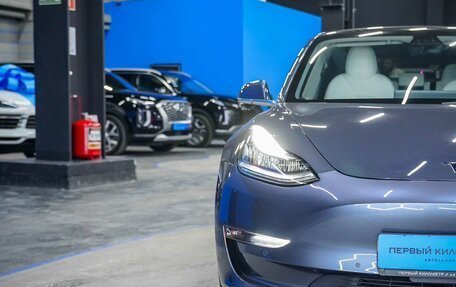 Tesla Model 3 I, 2020 год, 3 000 000 рублей, 33 фотография