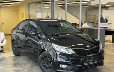KIA Rio III рестайлинг, 2016 год, 1 039 000 рублей, 3 фотография