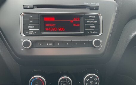 KIA Rio III рестайлинг, 2015 год, 949 000 рублей, 21 фотография