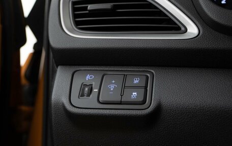 Hyundai Solaris II рестайлинг, 2017 год, 1 561 077 рублей, 19 фотография