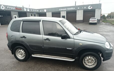 Chevrolet Niva I рестайлинг, 2011 год, 590 000 рублей, 3 фотография