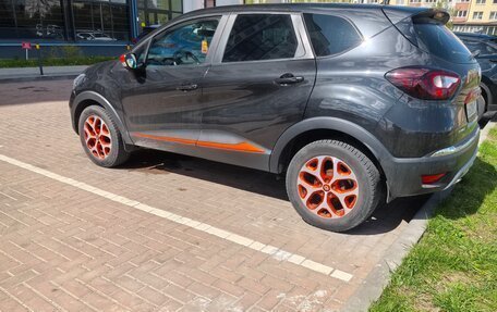 Renault Kaptur I рестайлинг, 2018 год, 1 600 000 рублей, 1 фотография