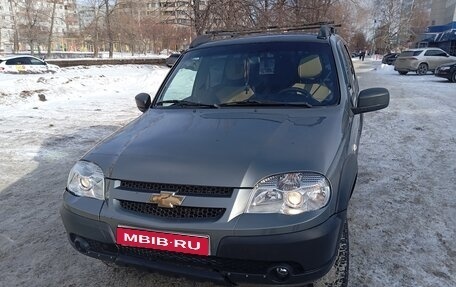 Chevrolet Niva I рестайлинг, 2017 год, 670 000 рублей, 1 фотография