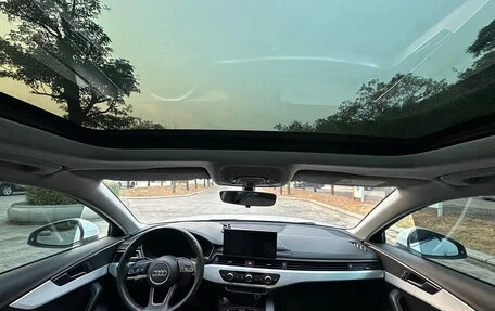 Audi A4, 2022 год, 2 900 000 рублей, 10 фотография