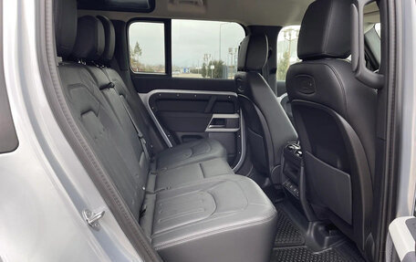 Land Rover Defender II, 2025 год, 9 760 000 рублей, 16 фотография