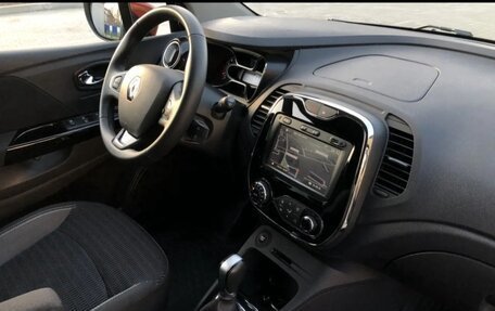 Renault Kaptur I рестайлинг, 2018 год, 1 600 000 рублей, 4 фотография