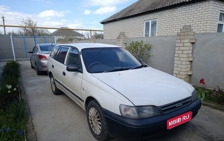 Toyota Caldina, 2000 год, 250 000 рублей, 1 фотография