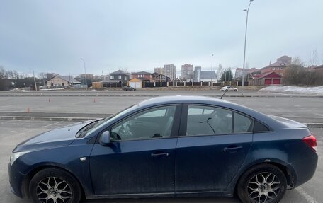Chevrolet Cruze II, 2010 год, 450 000 рублей, 3 фотография