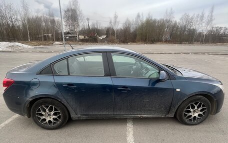 Chevrolet Cruze II, 2010 год, 450 000 рублей, 7 фотография