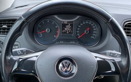 Volkswagen Polo VI (EU Market), 2017 год, 1 090 000 рублей, 9 фотография