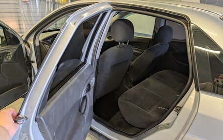 Ford Focus IV, 2001 год, 210 000 рублей, 12 фотография