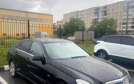 Mercedes-Benz E-Класс, 2010 год, 1 800 000 рублей, 4 фотография