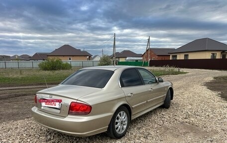Hyundai Sonata IV рестайлинг, 2005 год, 620 000 рублей, 3 фотография