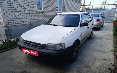 Toyota Caldina, 2000 год, 250 000 рублей, 2 фотография