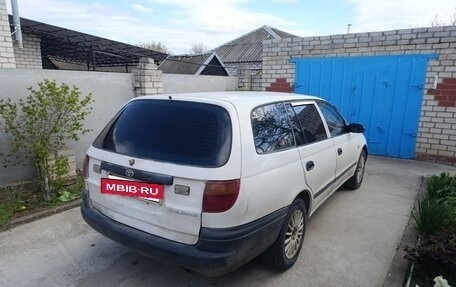 Toyota Caldina, 2000 год, 250 000 рублей, 3 фотография