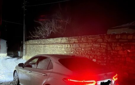 Toyota Camry, 2018 год, 2 000 000 рублей, 7 фотография